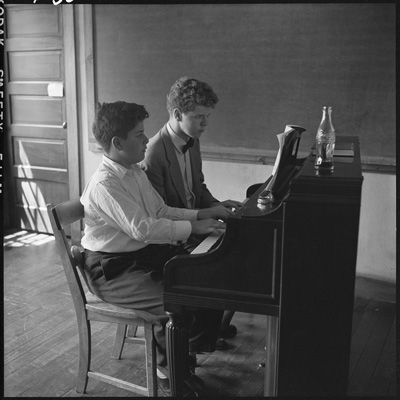 Kalischer photographed the Marlboro Music Festival many times from the 1950s into the 21st century. In 1956, he captured this image of James Levine and Van Cliburn working on a piano duet. Copyright 2017 Clemens Kalischer/courtesy Image Photo